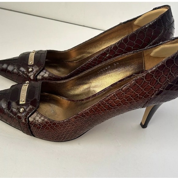 Escada snake embossed burgundy brown leather heel pumps Size 38 - Picture 11 of 16